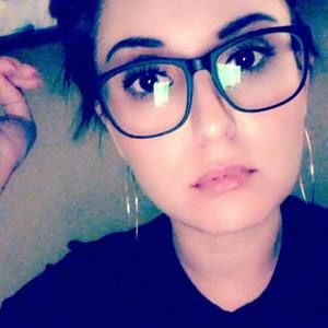 Meet your Posher, Libby